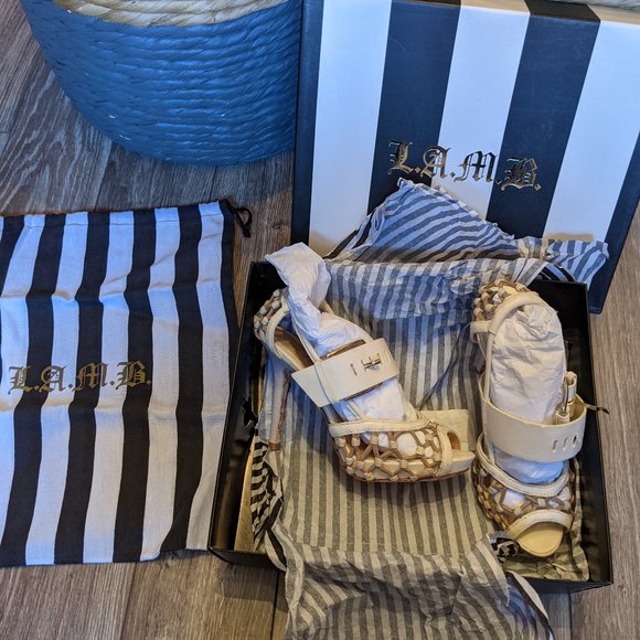 NIB (W6.5) - L.A.M.B Flavia Crochet Sandal - Picture 2 of 9